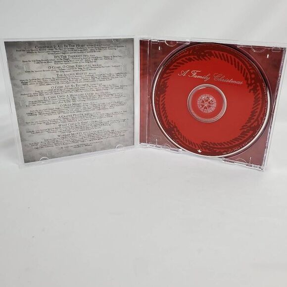 A Family Christmas, VOLUME TWO 2005 [CD] - Picture 3 of 4